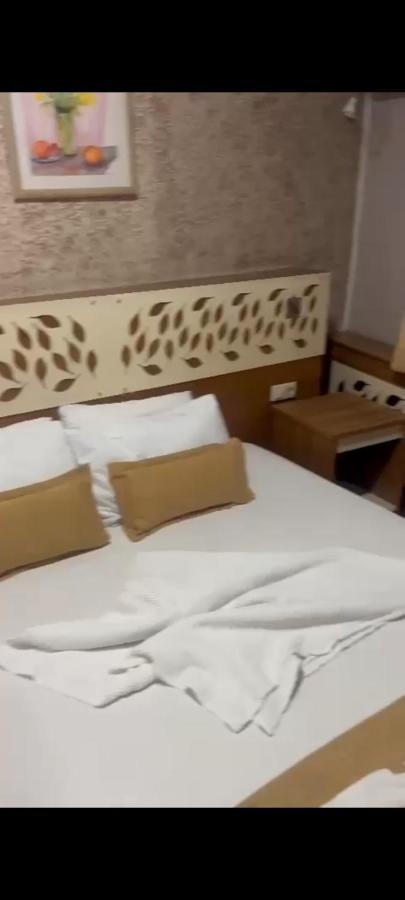 Atay Hotel - Istanbul — Photos 2